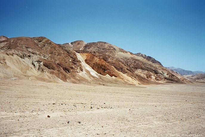090
