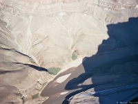 Hubschrauberflug über den Colorado River