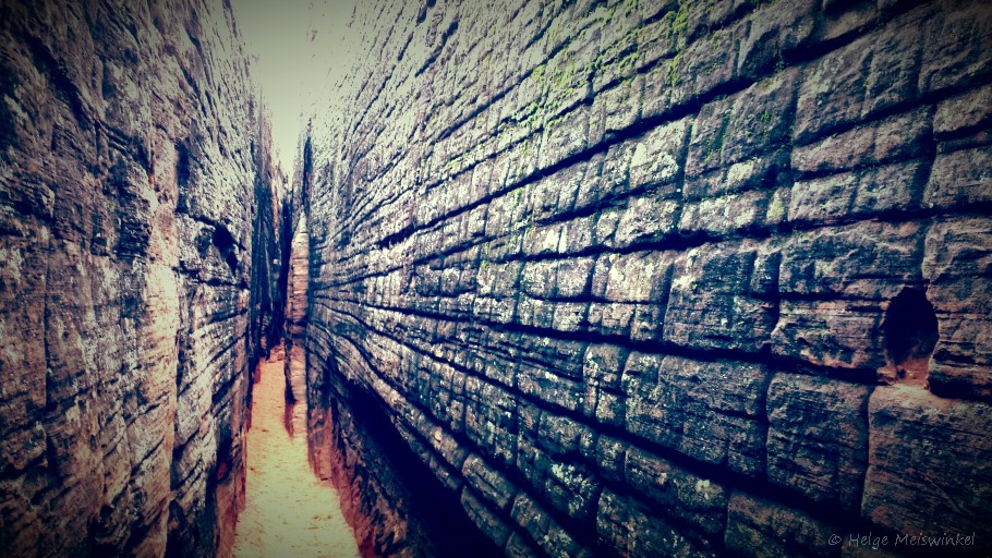 315